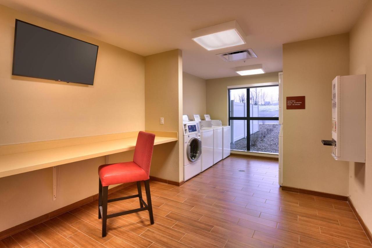 Towneplace Suites By Marriott דיקינסון מראה חיצוני תמונה